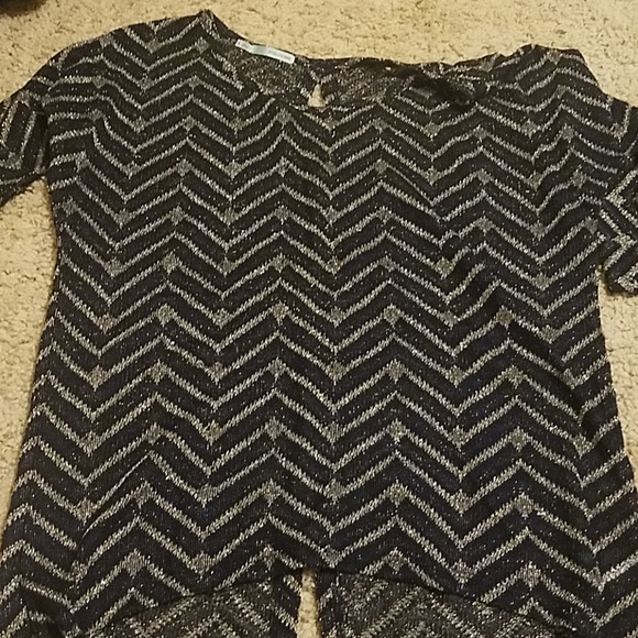 Navy and silver Chevron top - Picture 1 of 2